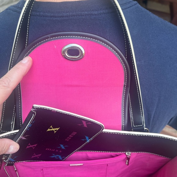 MAXX New York Large Tote Bag LOGO BLACK. - Picture 7 of 7